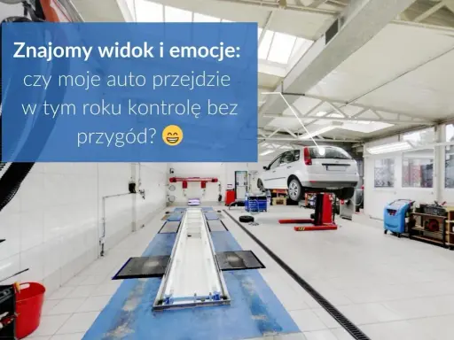 Warsztat samochodowy z podniesionym autem na podnośniku. Czas na przegląd auta i nadzieję na bezproblemową jazdę.